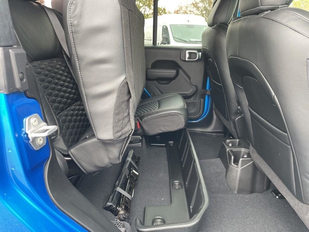 New 2026 Hydro Blue Pearlcoat Jeep Sport S image 35