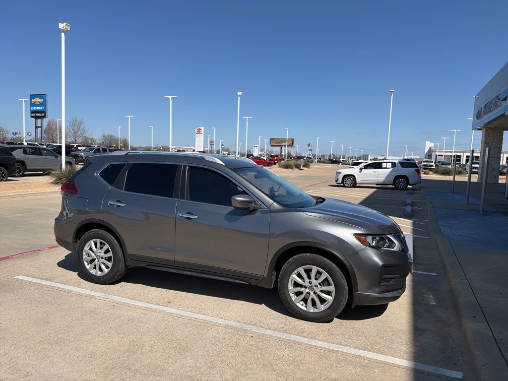2020 Nissan Rogue SV