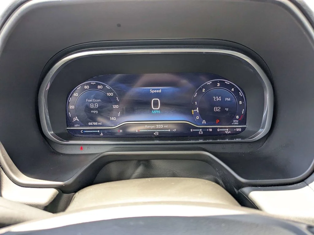 Used 2023 Gray Chevrolet LT image 28