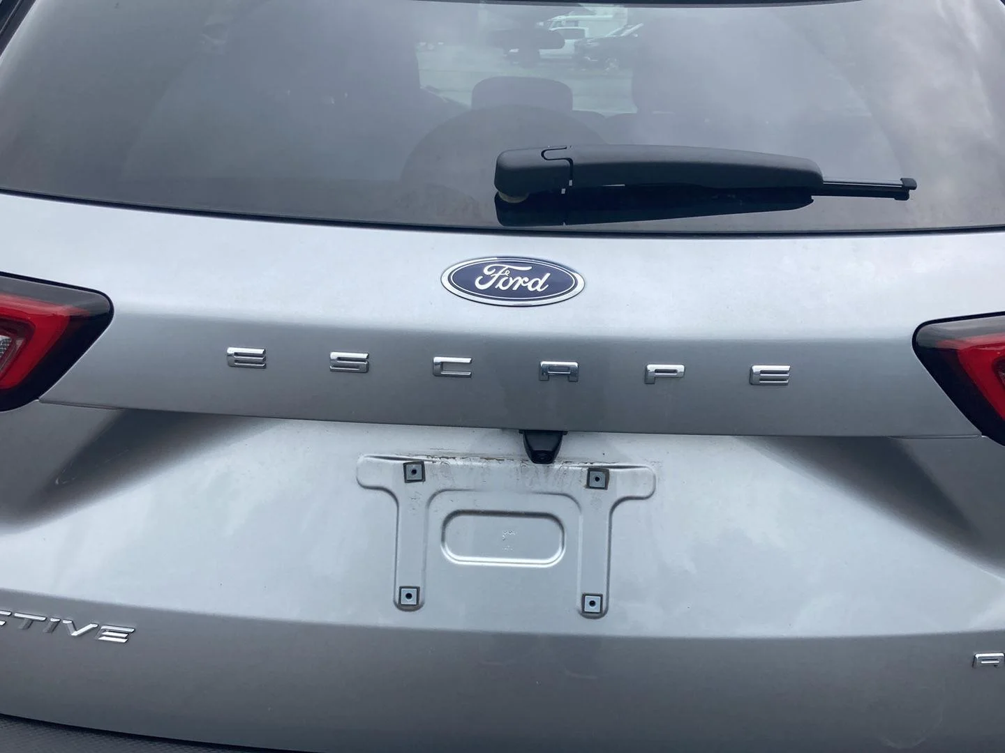 Used 2023 Iconic Silver Ford Active image 11