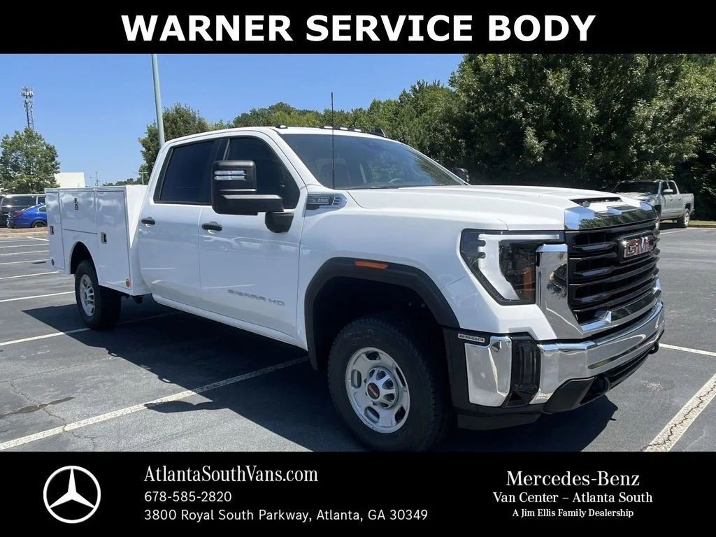 2024 GMC Sierra 2WD Crew Cab Standard Box Pro's photo