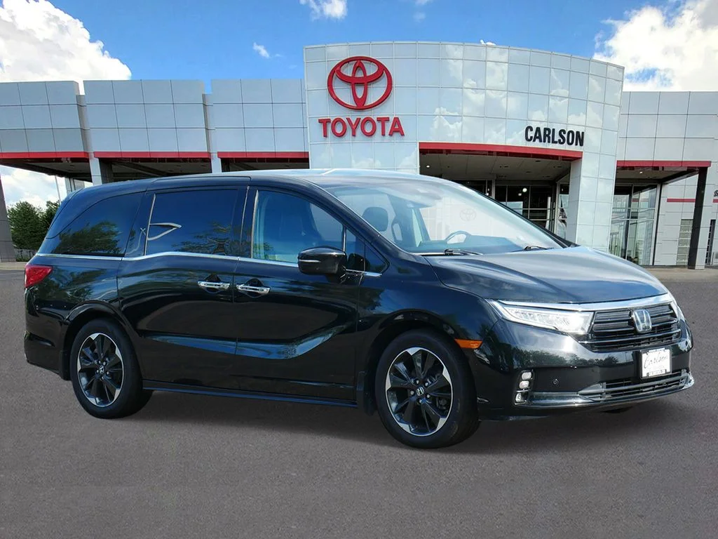Used 2023 Honda Odyssey Elite with VIN 5FNRL6H98PB038673 for sale in Minneapolis, Minnesota