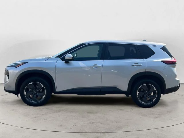 Used 2024 Silver Nissan SV image 2