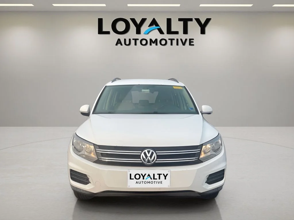 Used 2016 White Volkswagen SE image 8