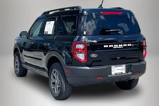 Used 2023 Black Ford Badlands image 4