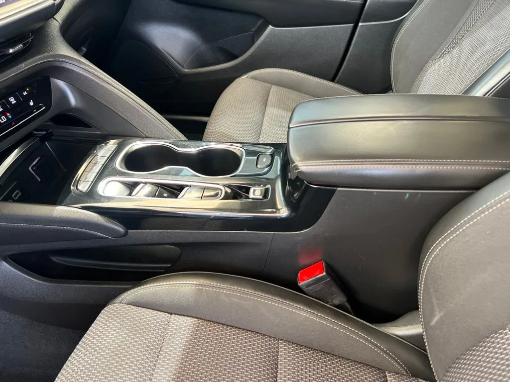Used 2021 Cinnabar Metallic Buick Preferred image 23