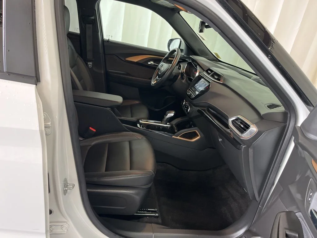 Used 2023 White Chevrolet ACTIV image 19