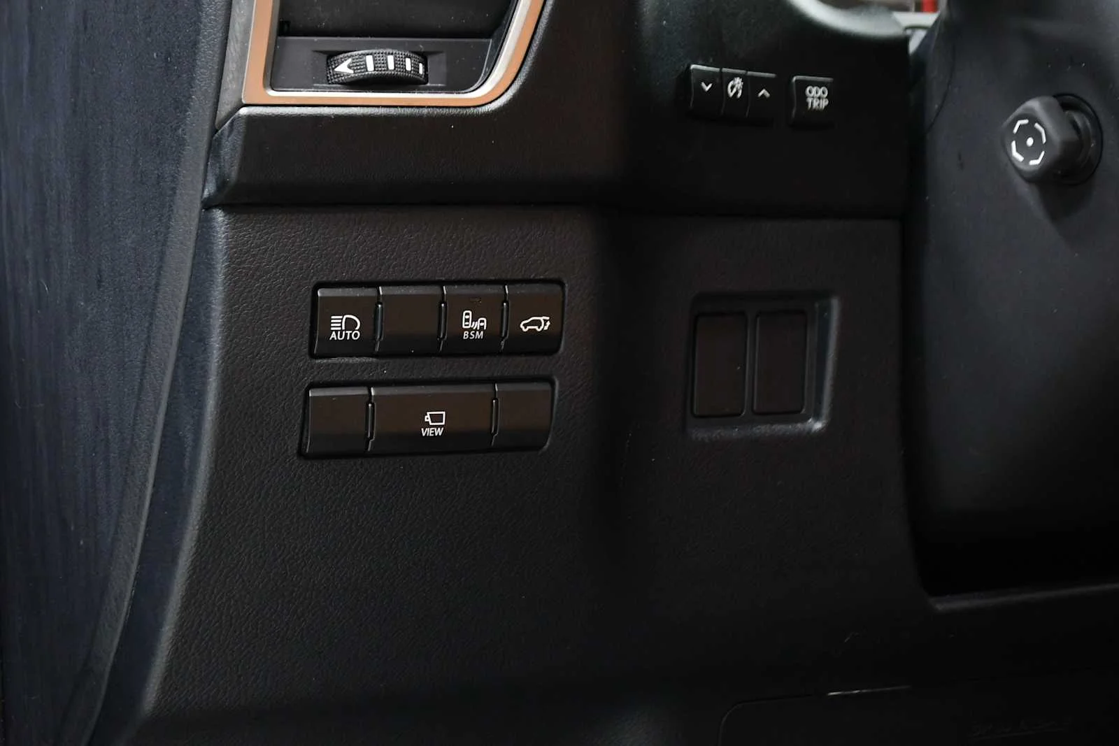Used 2021 Nori Green Pearl Lexus  image 16