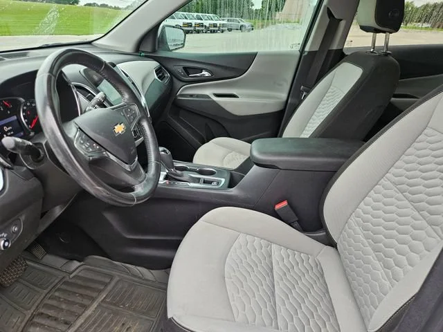 Used 2020 SUMMIT WHITE Chevrolet LT image 10