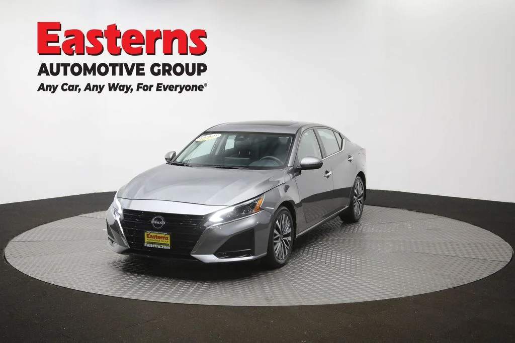 Used 2023 Gray Nissan 2.5 SV image 54