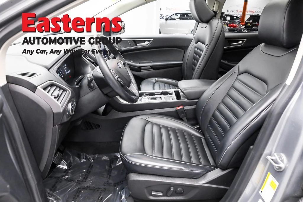 Used 2023 Silver Ford SEL image 14