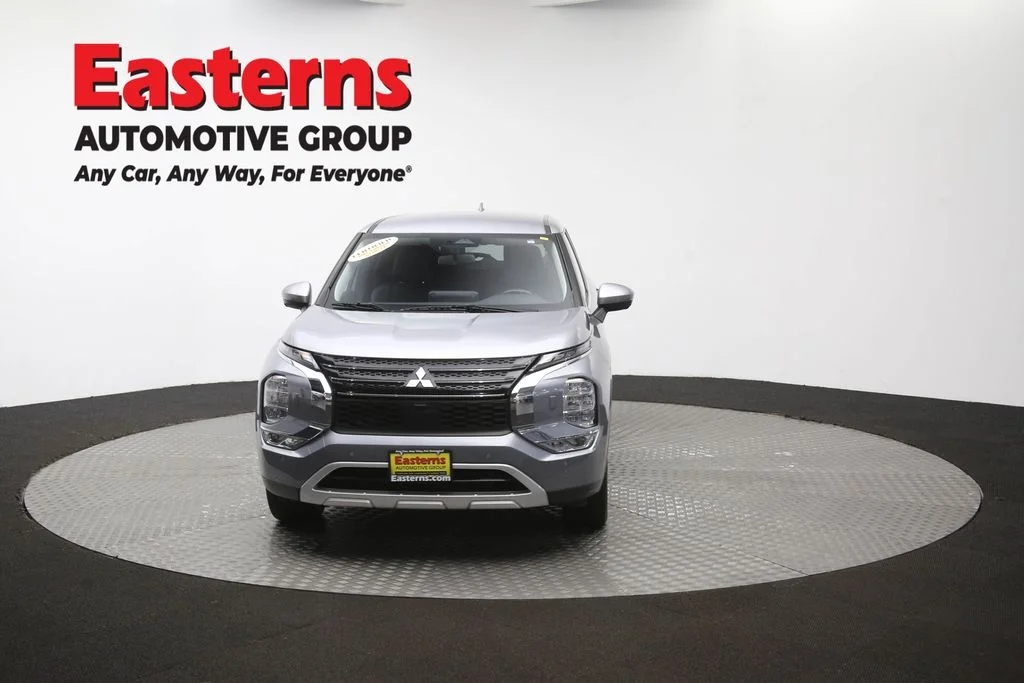 Used 2024 Gray Mitsubishi SE image 53