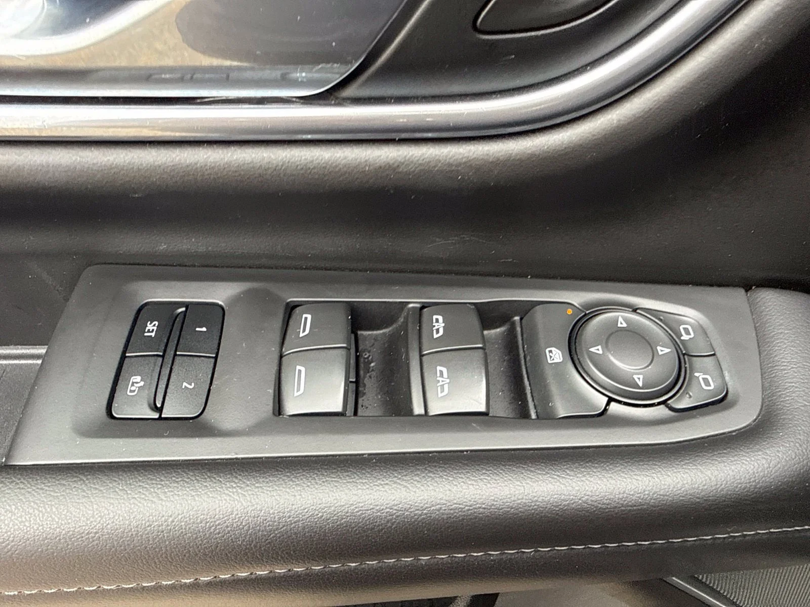 Used 2021 BLACK Chevrolet LT image 13
