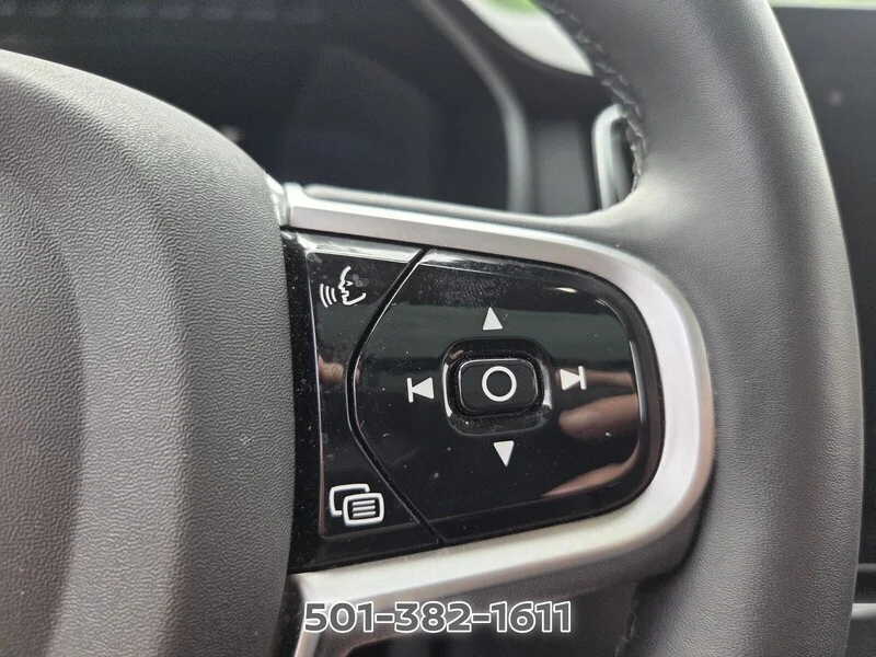 Used 2025 Onyx Black Metallic VOLVO 2025.5 B5 AWD PLUS 7-SEATER image 27