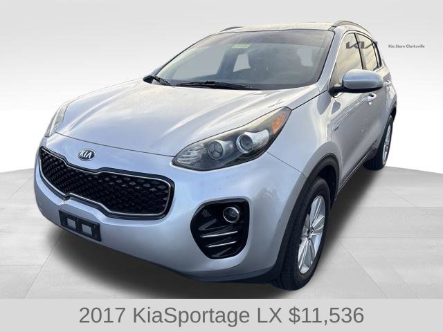 Used 2017 Sparkling Silver Kia LX image 4