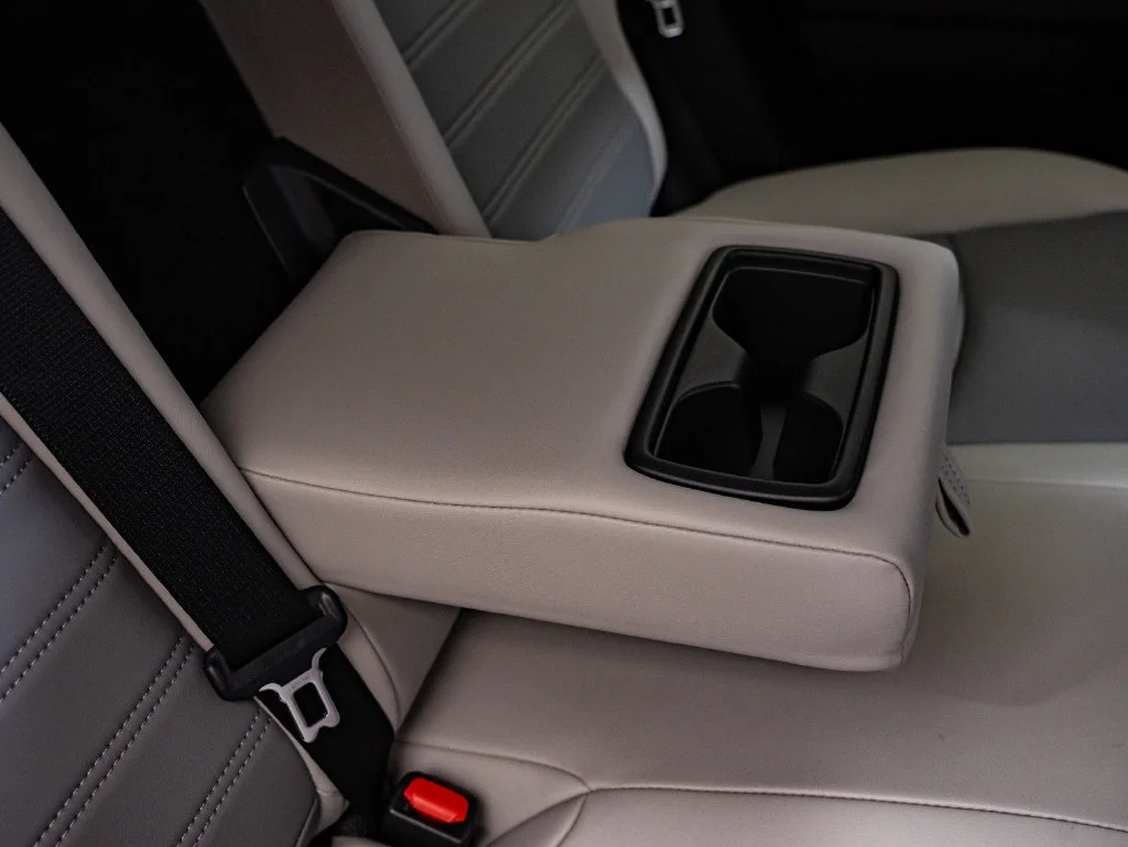 Used 2025 Silver Sky Metallic Toyota XLE Premium image 47