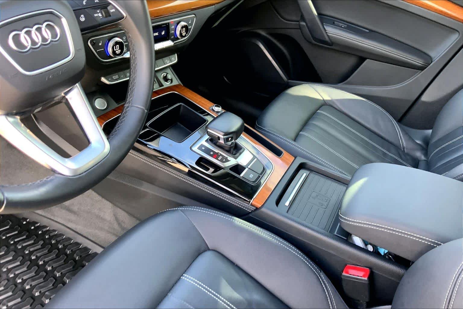 Used 2021 Florett Silver Metallic Audi Premium Plus image 17