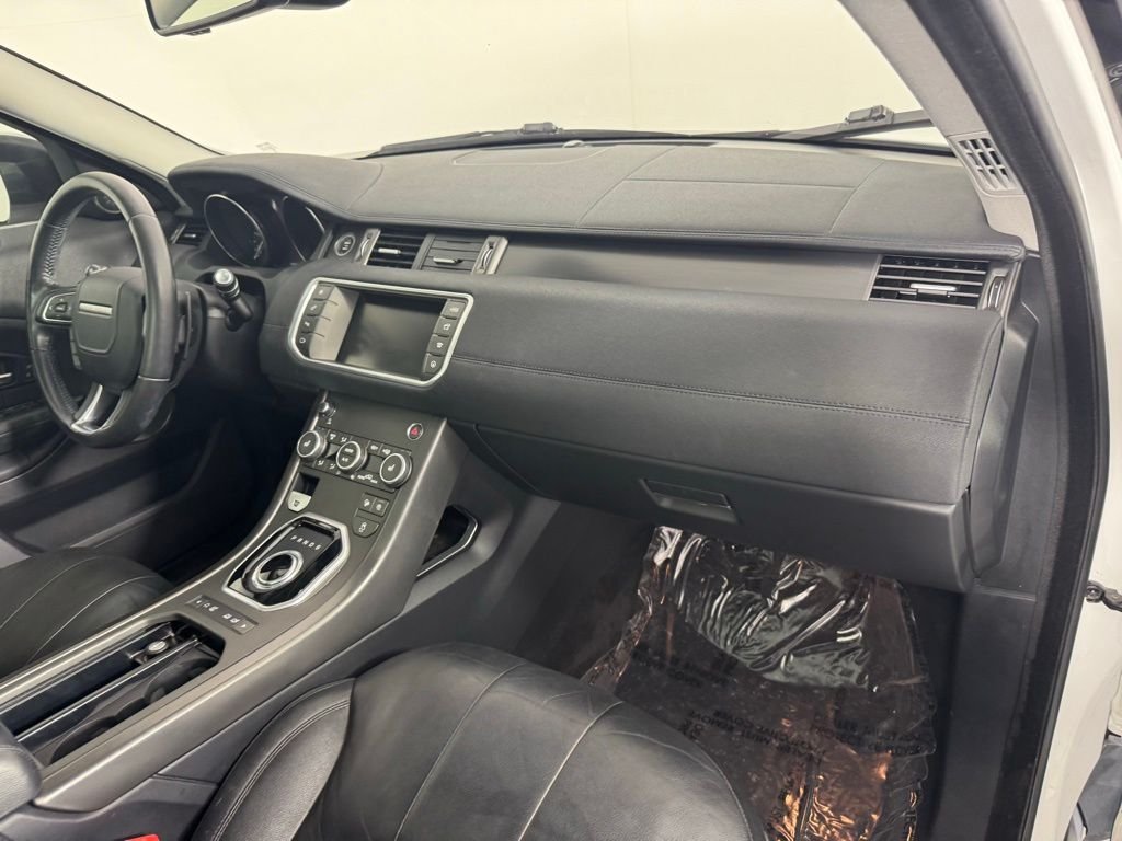 Used 2019 Fuji White Land Rover SE image 34