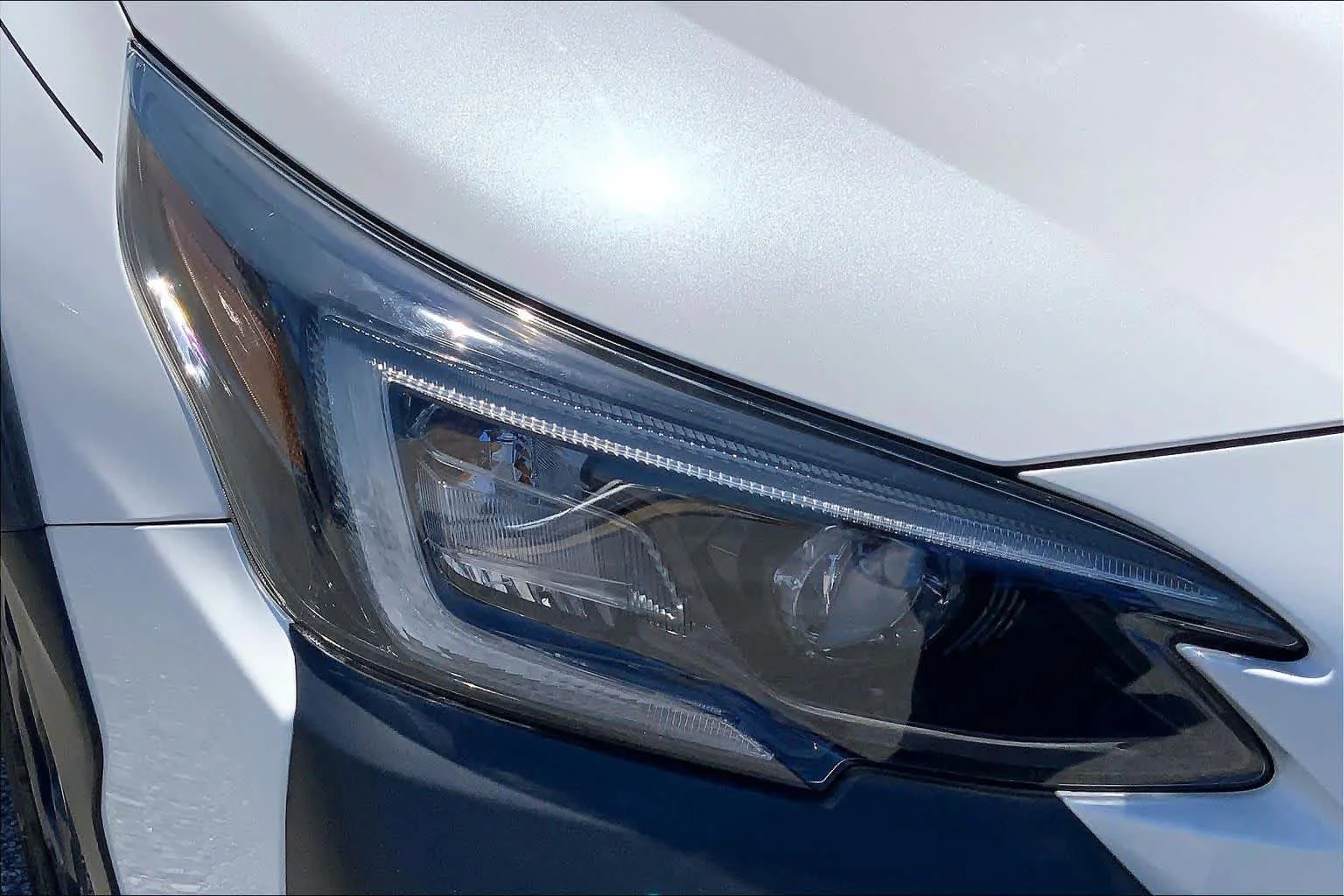 Used 2023 Crystal White Pearl Subaru Wilderness image 27