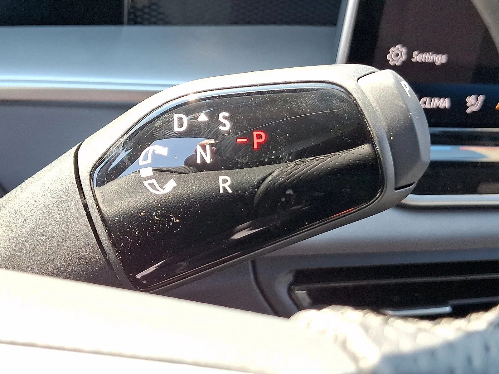 New 2026 Platinum Gray Metallic Volkswagen SE R-Line Black image 12