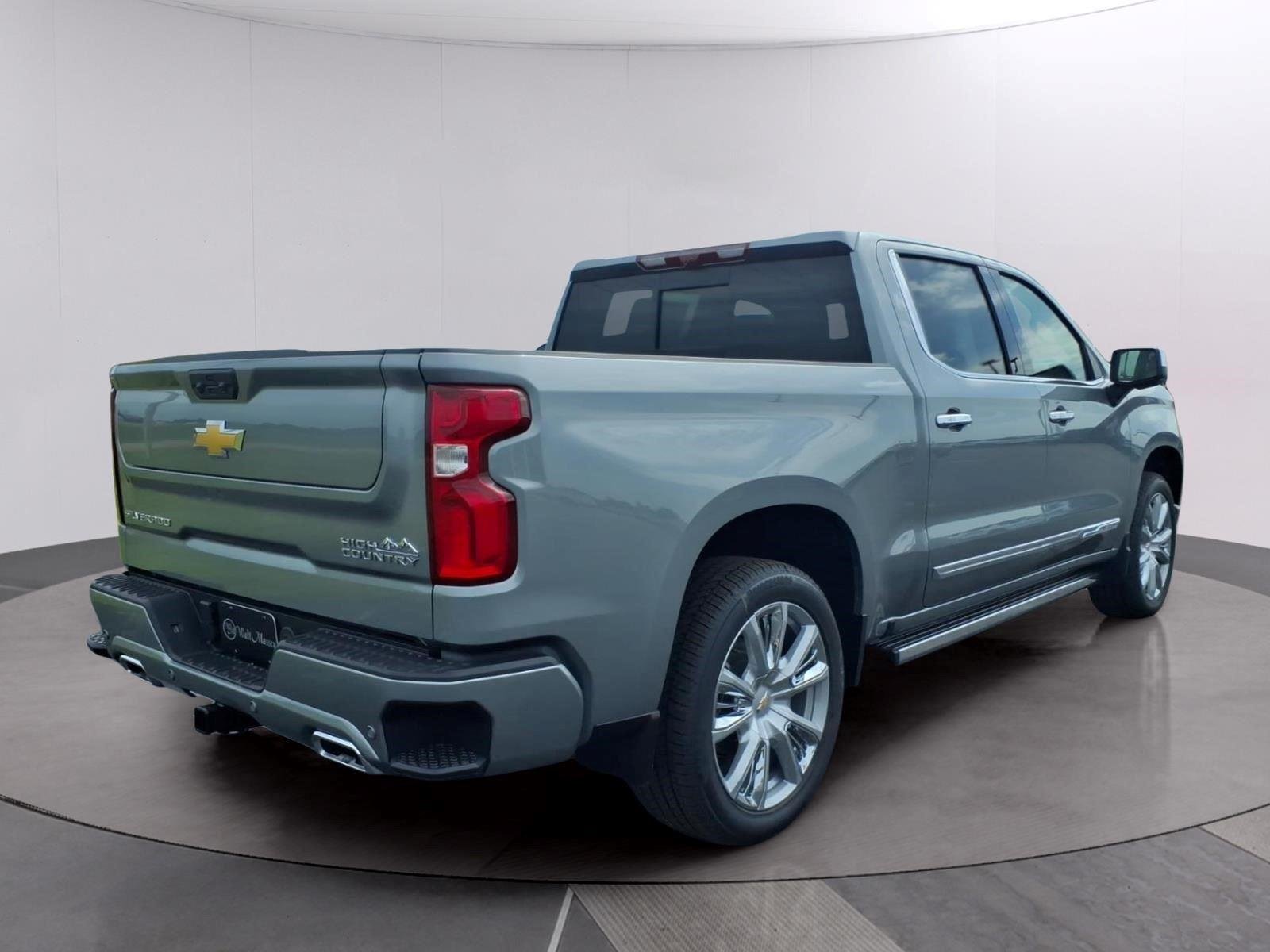 New 2026 Sterling Gray Metallic Chevrolet High Country image 5