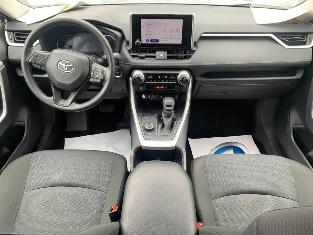 Used 2025 Silver Toyota XLE image 16