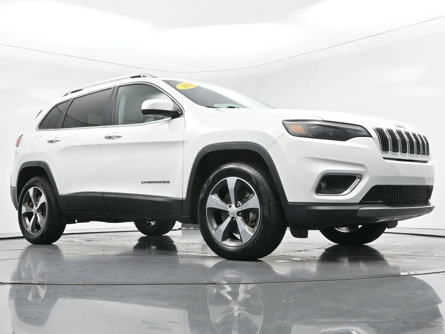 Used 2019 Bright White Clearcoat Jeep Limited image 44