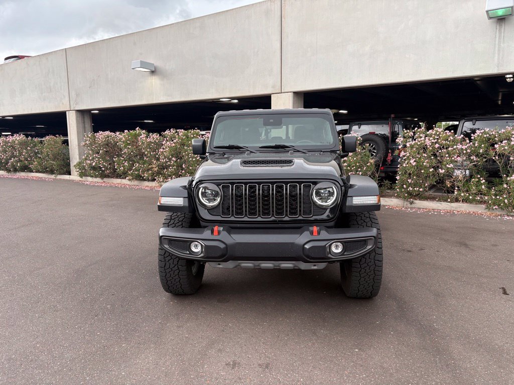 Used 2024 Black Jeep Mojave image 4