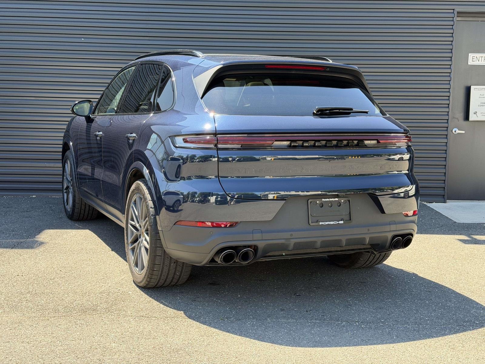Certified Used 2024  Porsche  image 4