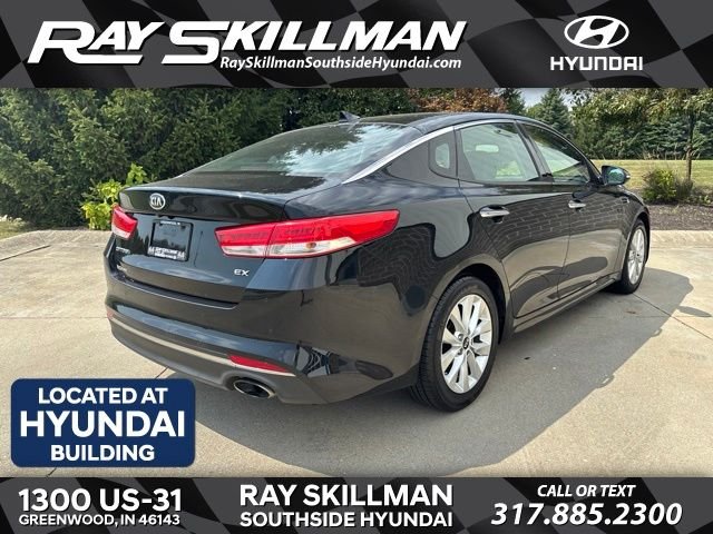 Used 2016 Black Kia EX image 6