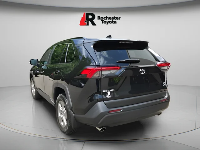 Used 2025 Black Toyota XLE image 5