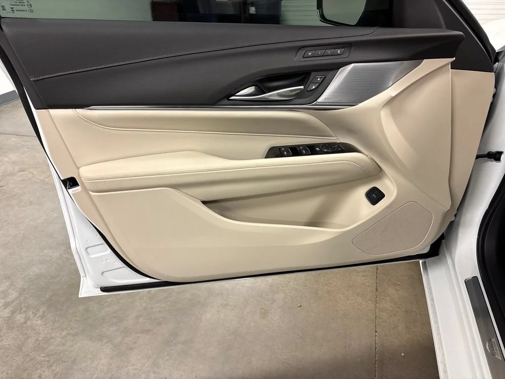 New 2026 Summit White Cadillac Premium Luxury image 20