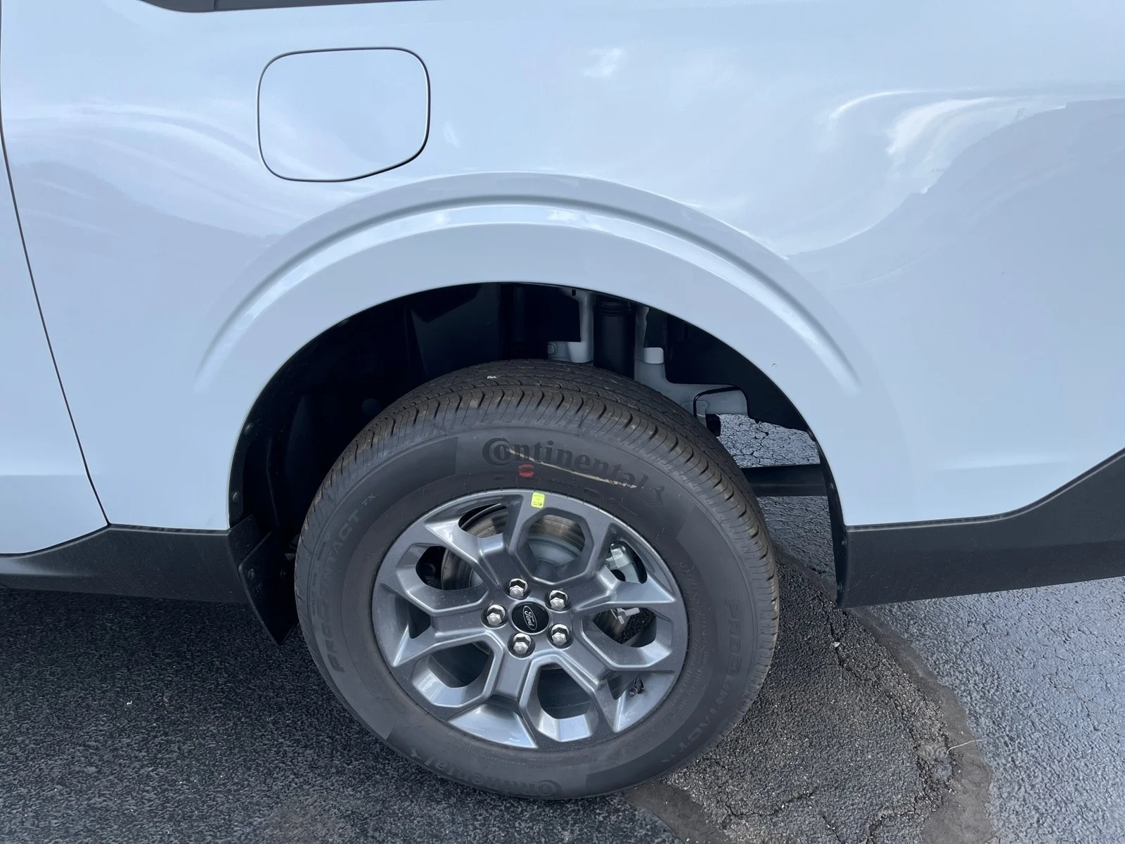 New 2026 Space White Metallic Ford XLT image 8
