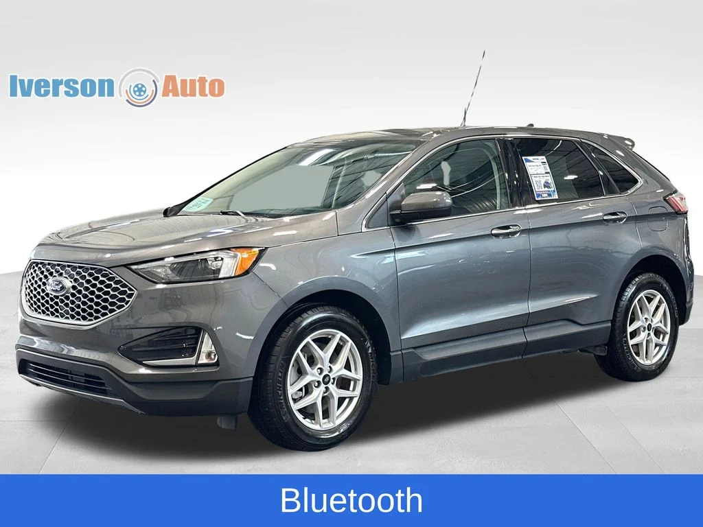 Used 2024 Gray Ford SEL image 7