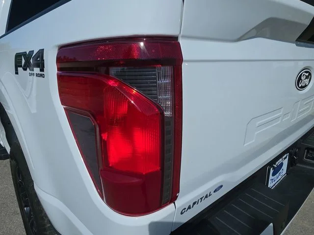 Used 2025 White Ford XLT image 33