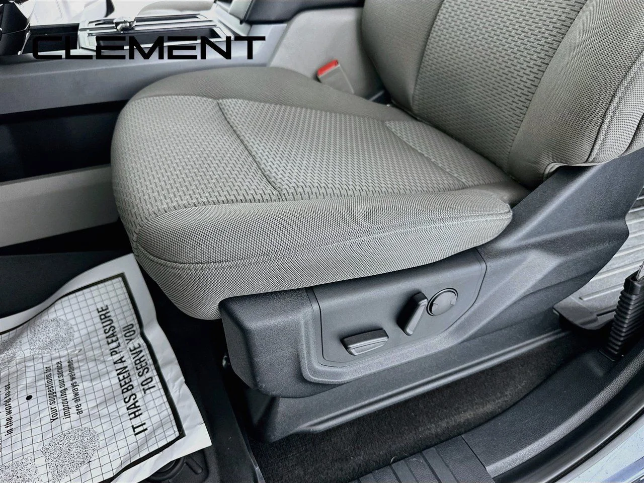 Used 2019 Blue Ford XLT image 28