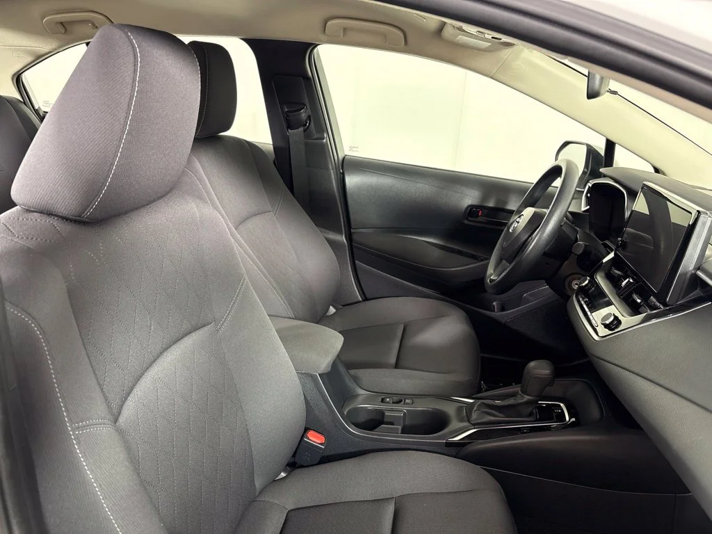 Used 2024 White Toyota LE image 16