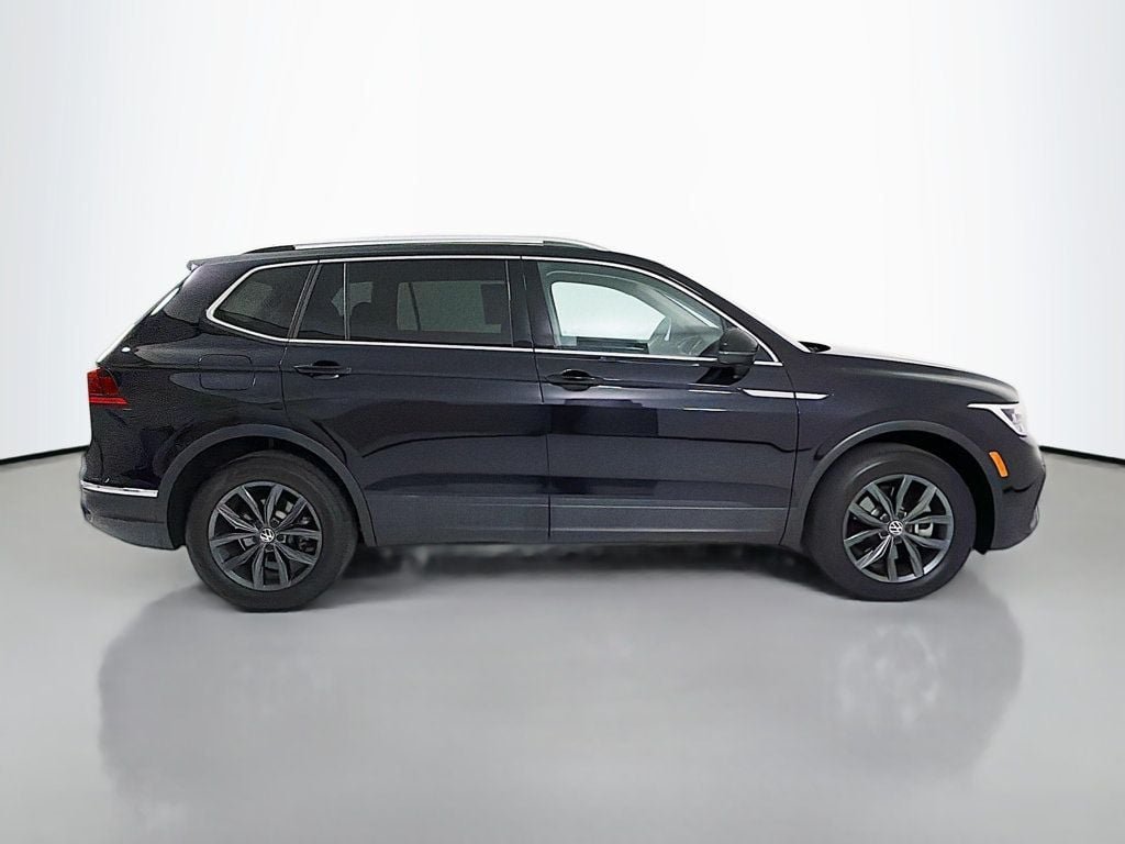 Used 2023 Deep Black Pearl Volkswagen 2.0T SE FWD image 8