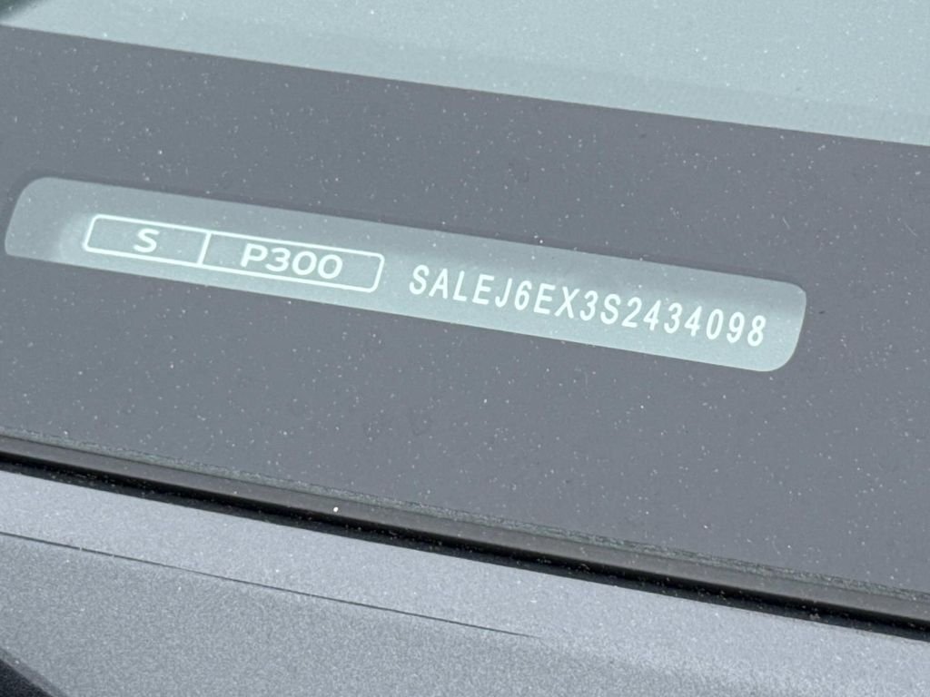 Used 2025 Gray Land Rover S image 11