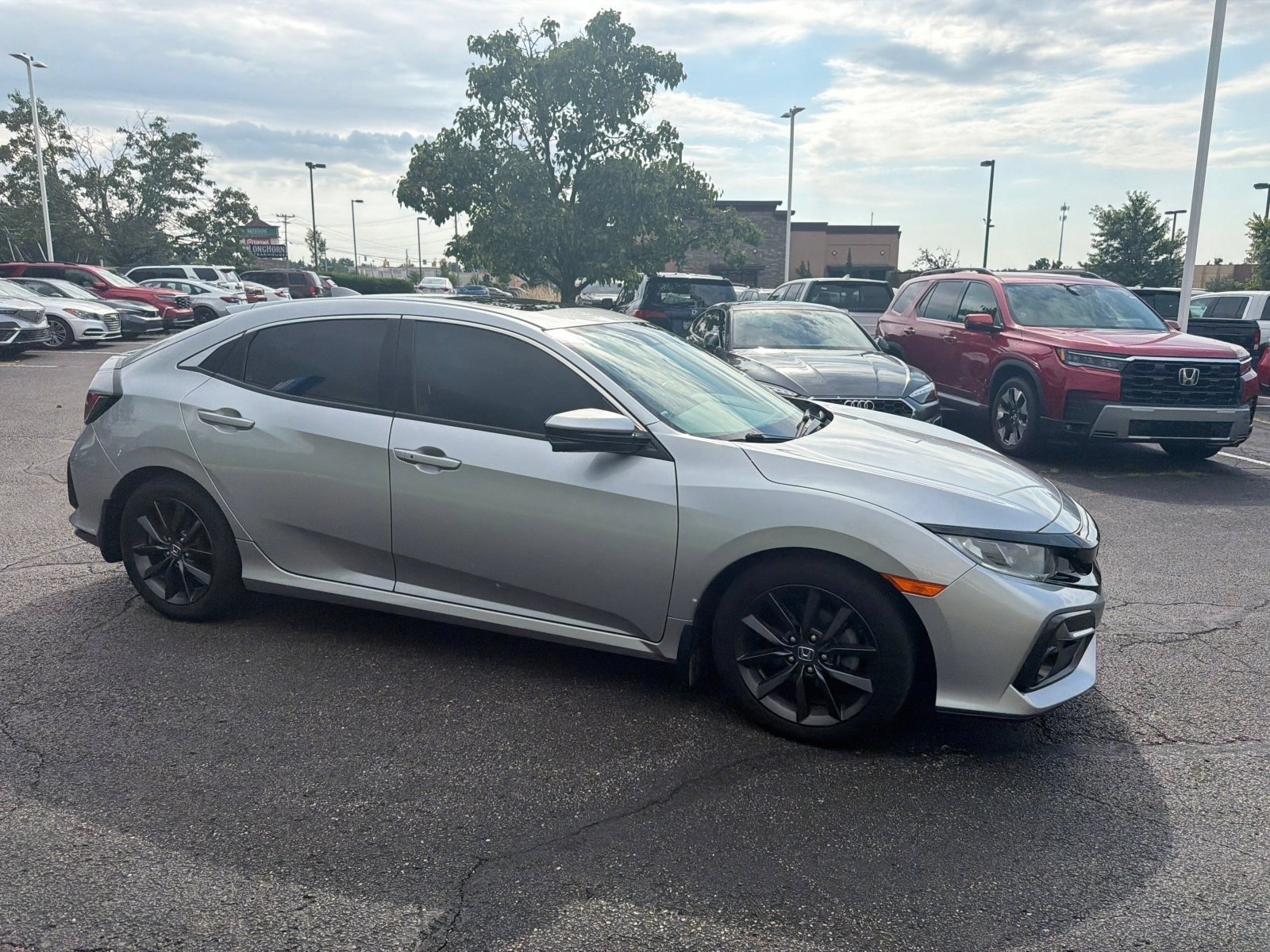 Used 2021 Lunar Silver Metallic Honda EX image 17