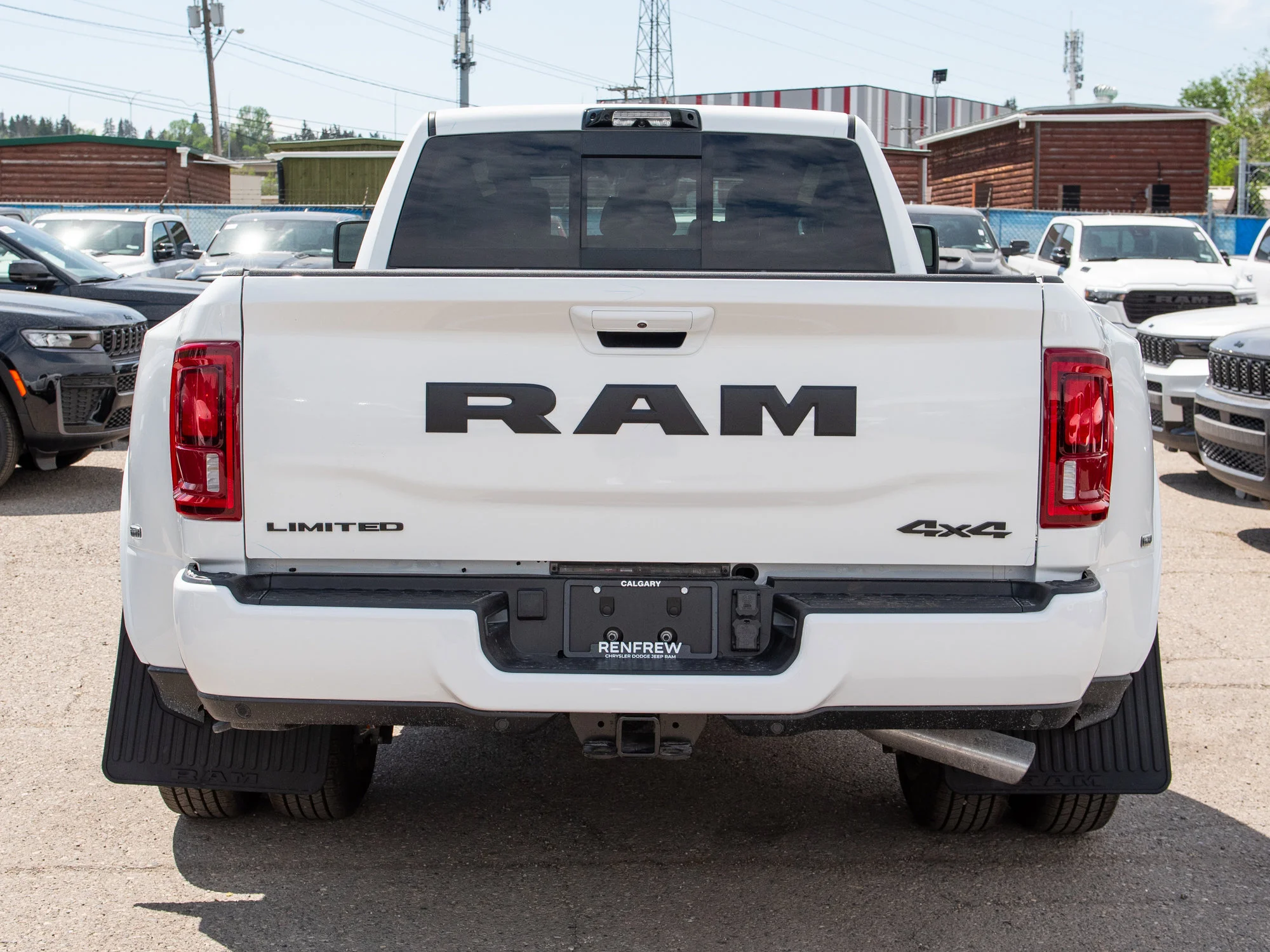 New 2026 White RAM Limited* image 4