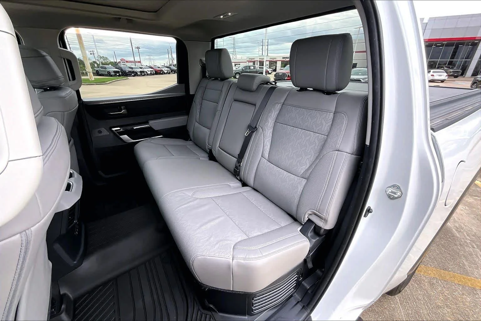 Used 2024 Wind Chill Pearl Toyota Limited Hybrid image 20