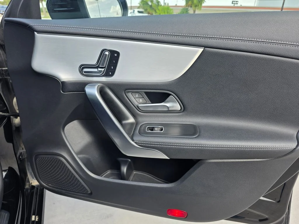 Used 2025 Black Mercedes-Benz CLA 250 image 15
