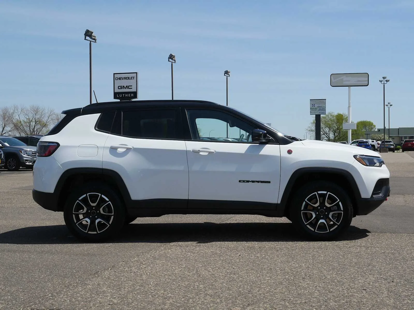 2025 Jeep Compass Trailhawk - Photo 8