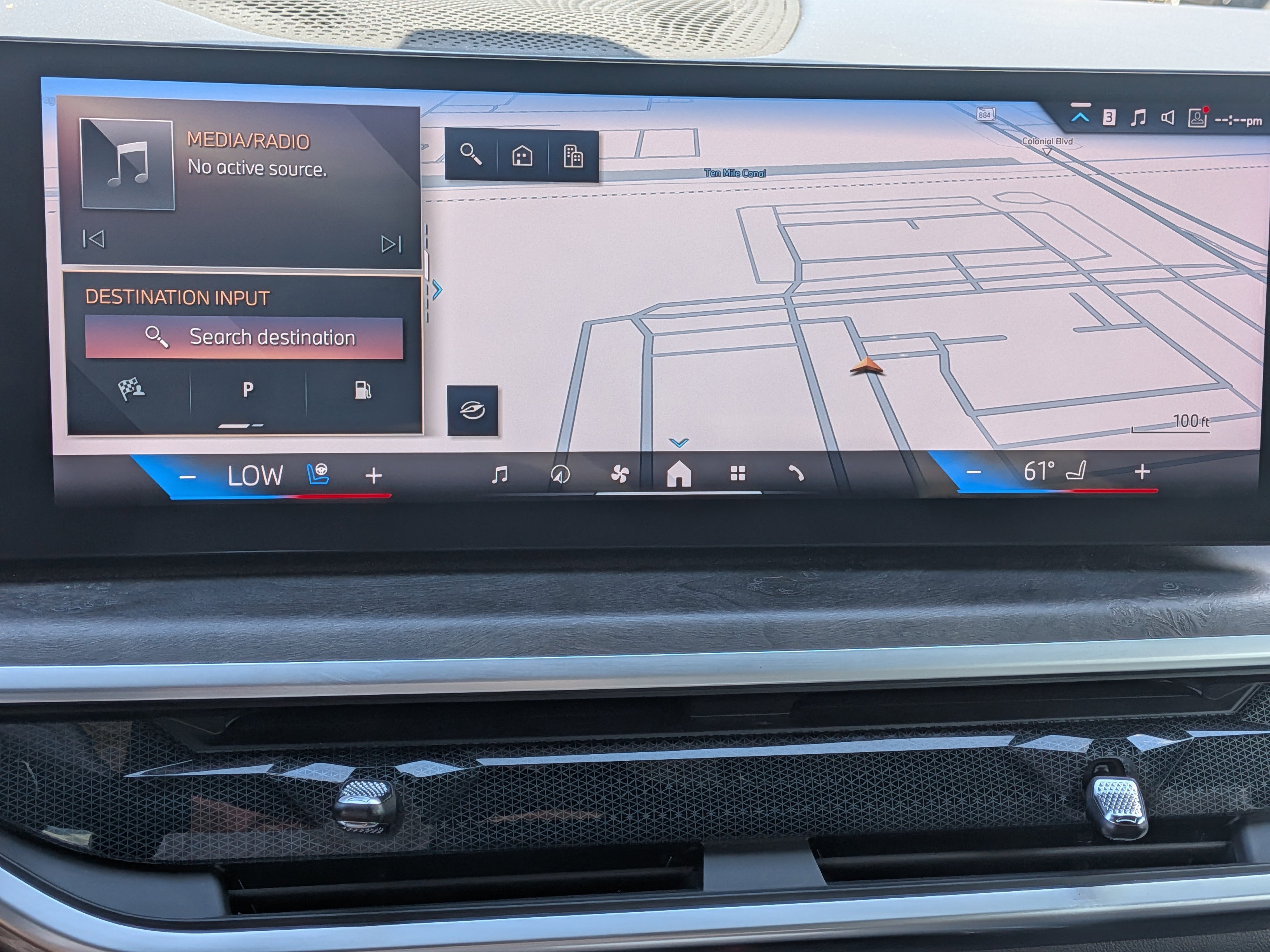 Used 2024 Skyscraper Gray Metallic BMW xDrive40i image 34