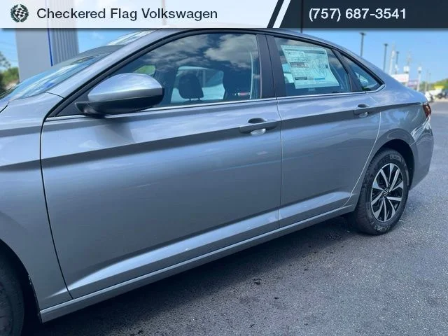 New 2026 Silver Volkswagen 1.5T S image 3