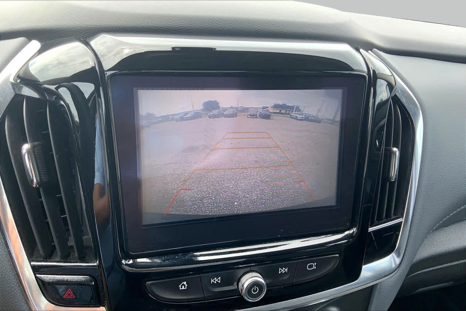 Used 2019 Mosaic Black Metallic Chevrolet LT Cloth image 27