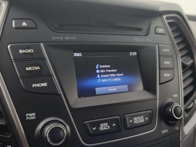 Used 2014 Silver Hyundai Base image 23