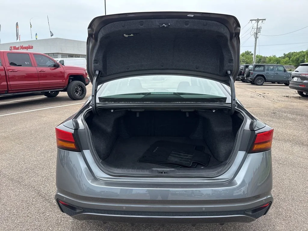 Used 2025 Gray Nissan 2.5 SV image 27