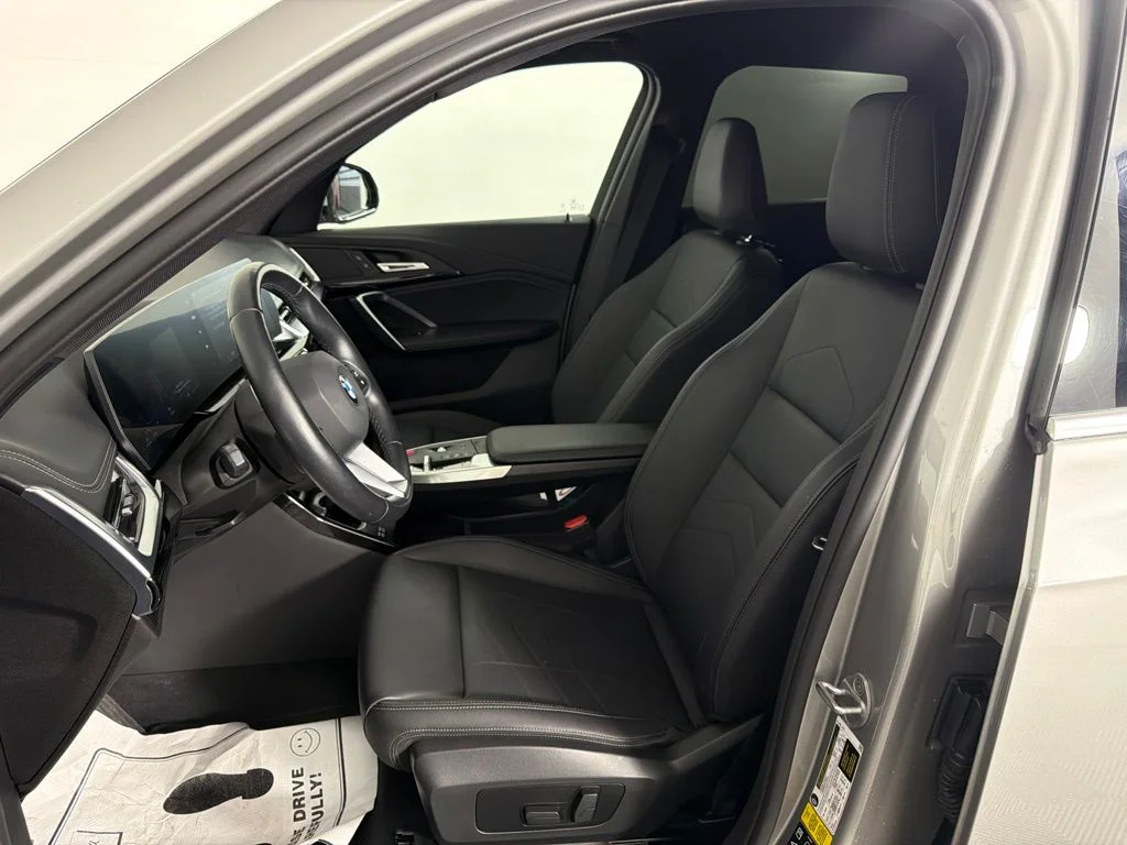 Certified Used 2023 Space Silver Metallic BMW xDrive28i image 23